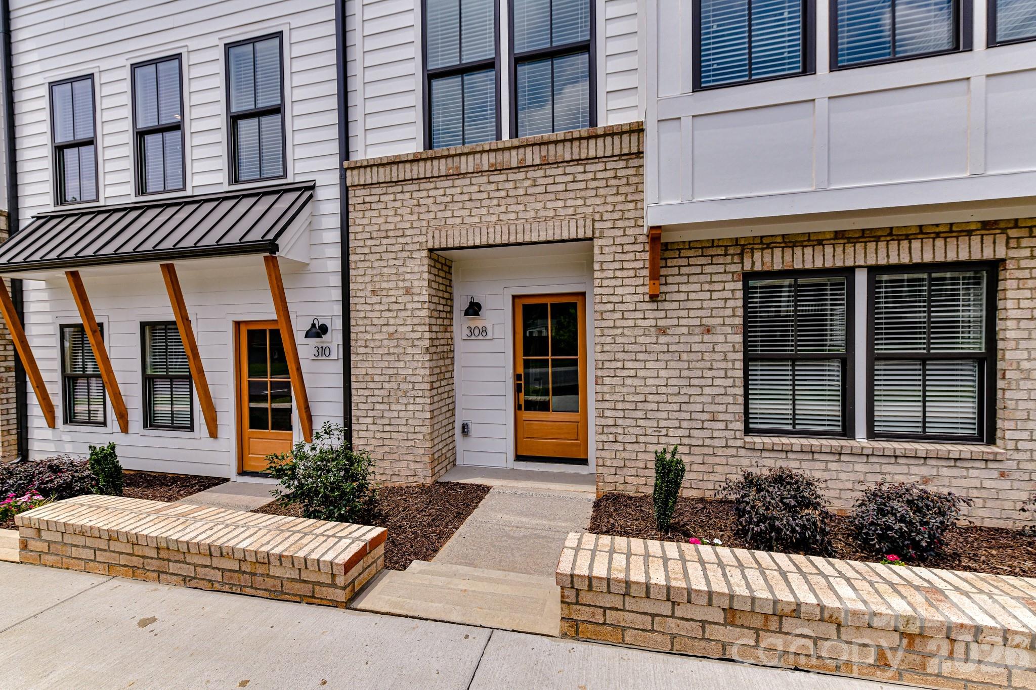 312 S Turner Avenue Charlotte NC 28208