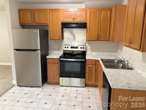 1925 Crestmont Avenue Kannapolis NC 28081