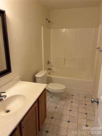 1925 Crestmont Avenue Kannapolis NC 28081