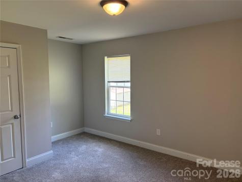 1925 Crestmont Avenue Kannapolis NC 28081