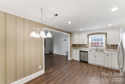 4000 Fieldcrest Road Charlotte NC 28217
