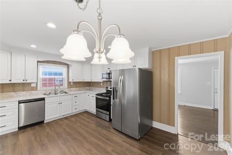 4000 Fieldcrest Road Charlotte NC 28217