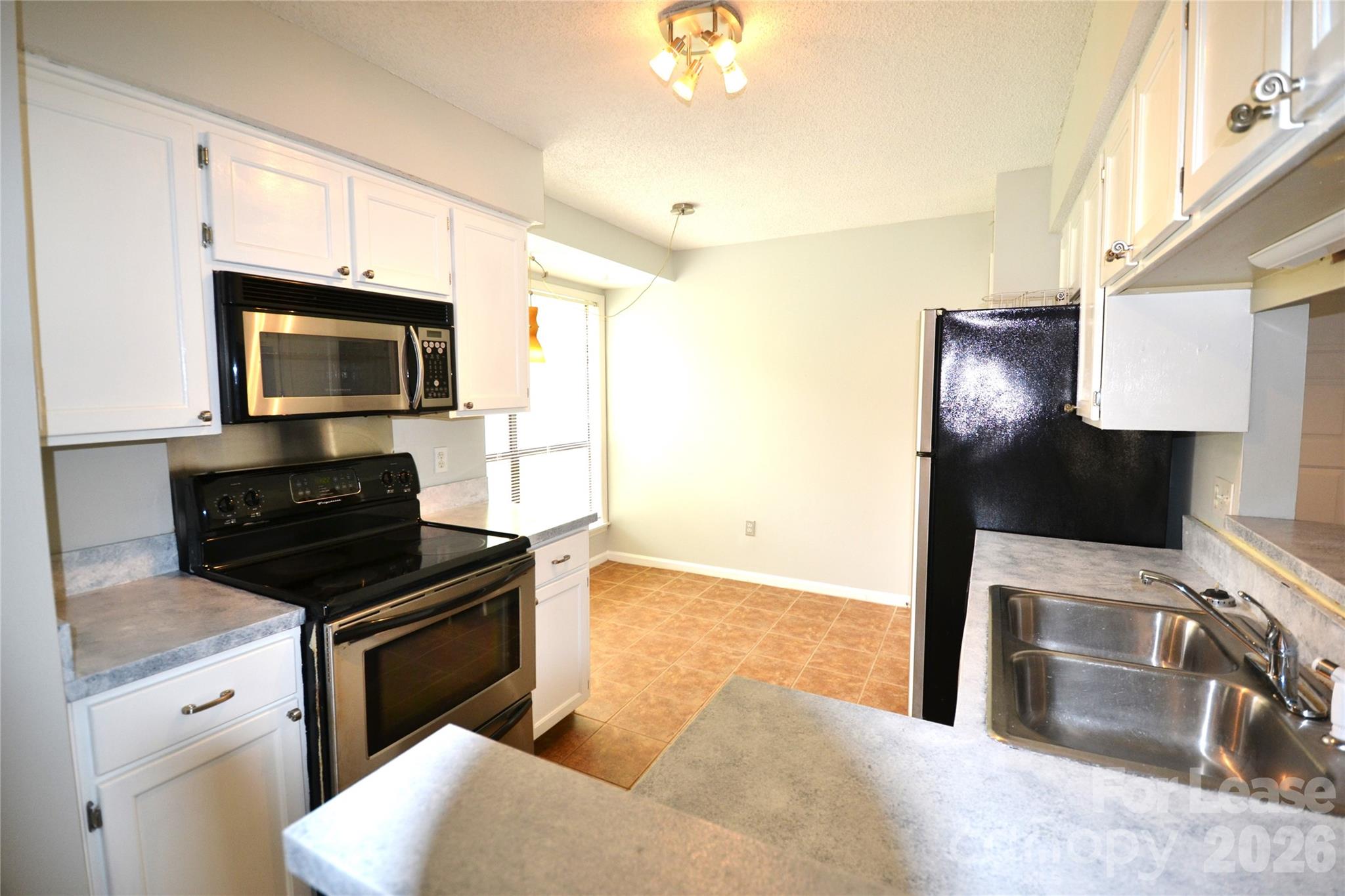 7124 Winery Lane Charlotte NC 28227