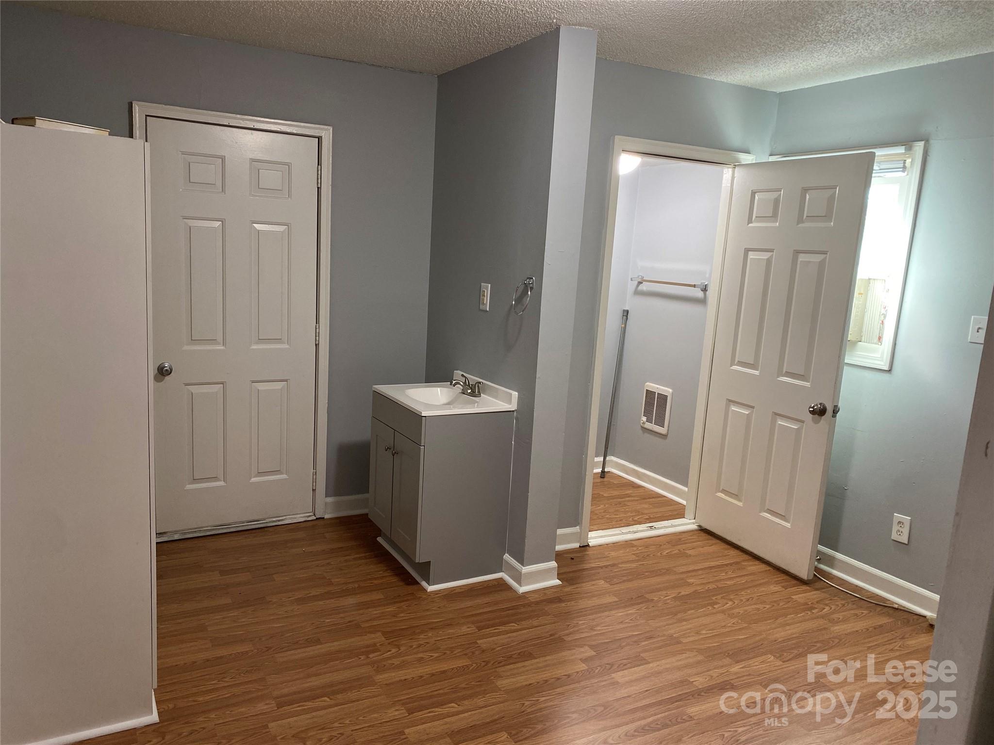 3805 Miriam Drive Charlotte NC 28205