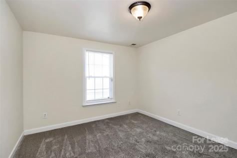 1005 Rainbow Drive Kannapolis NC 28081