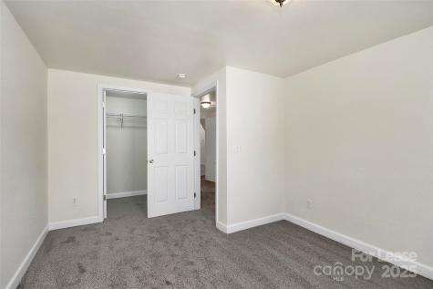 1005 Rainbow Drive Kannapolis NC 28081