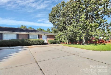 1005 Rainbow Drive Kannapolis NC 28081