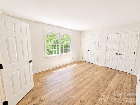 2736 Miranda Road Charlotte NC 28216
