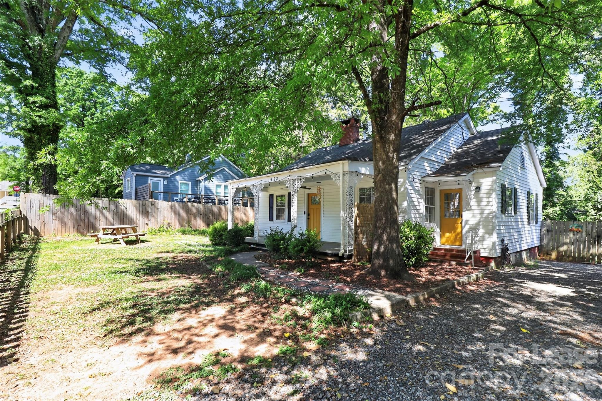 1952 Garibaldi Avenue Charlotte NC 28208