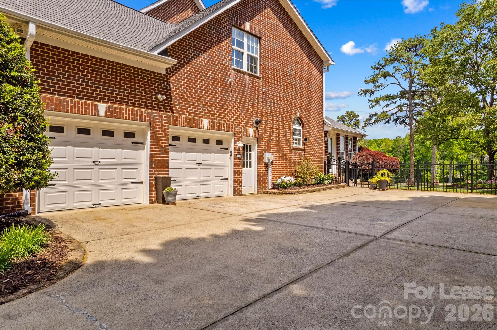 806 Pine Forest Road Charlotte NC 28214