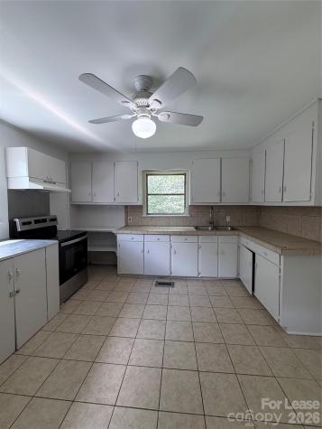 309 N Poplar Street Gastonia NC 28054