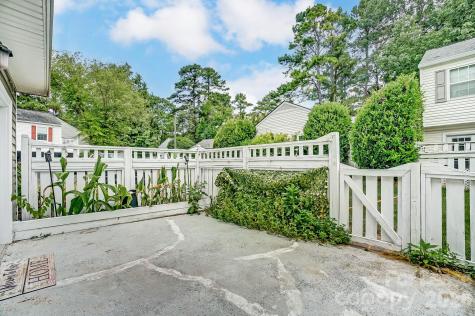 8518 Castle Pine Court Charlotte NC 28226