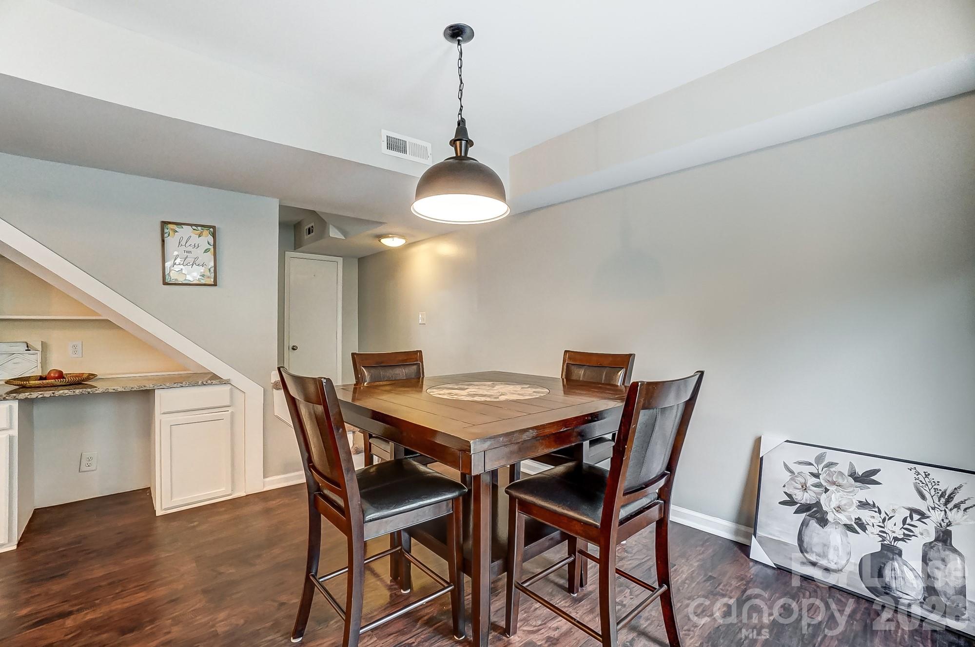 8518 Castle Pine Court Charlotte NC 28226