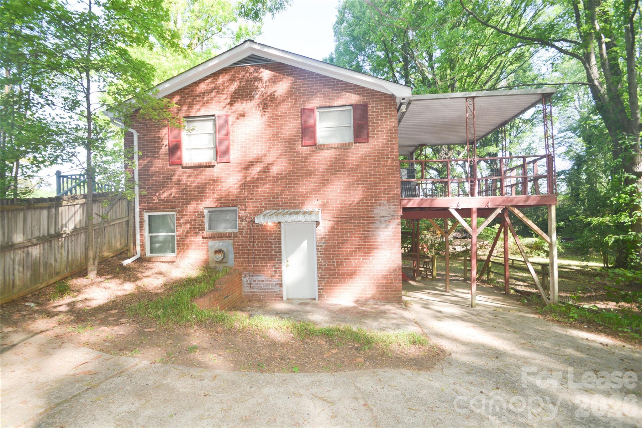 2143 Finchley Drive Charlotte NC 28215