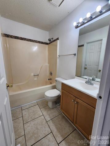 529 Lex Drive Charlotte NC 28262