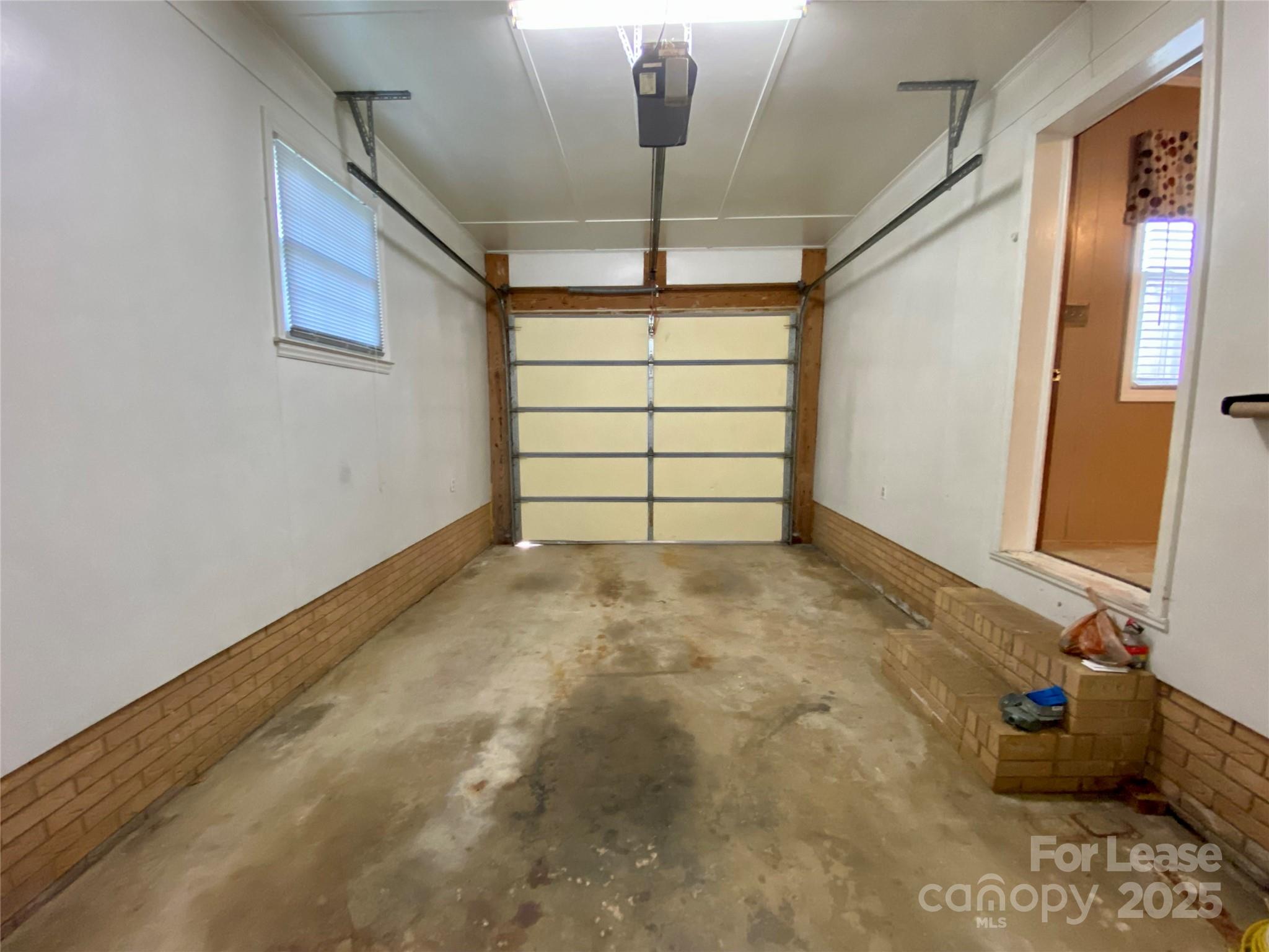 1402 W Mauney Avenue Gastonia NC 28052