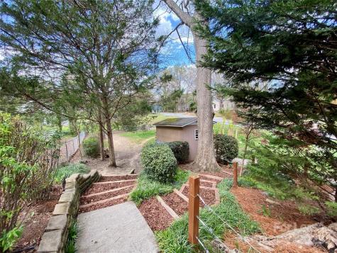 1402 W Mauney Avenue Gastonia NC 28052