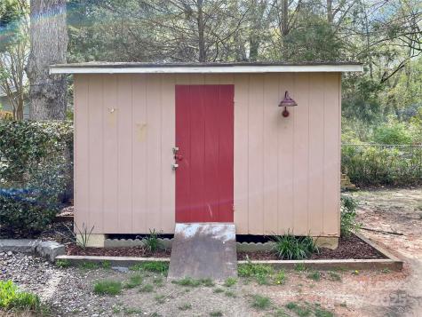 1402 W Mauney Avenue Gastonia NC 28052