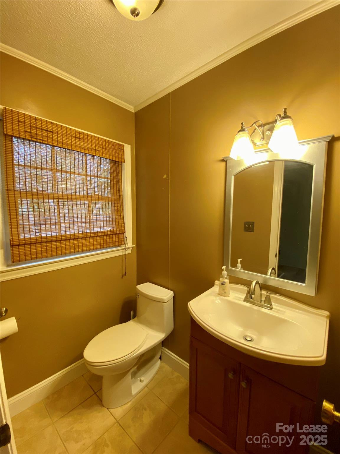 1402 W Mauney Avenue Gastonia NC 28052