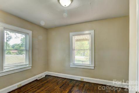 1006 Delview Road Cherryville NC 28021
