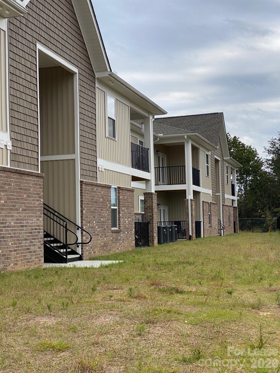 90 Riverside Drive Hickory NC 28601