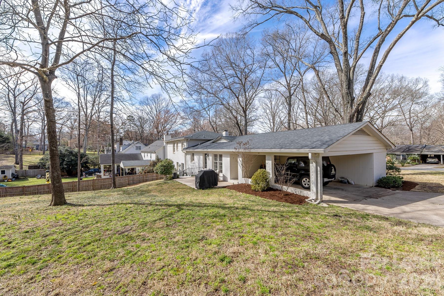 1116 Circlewood Drive Charlotte NC 28211