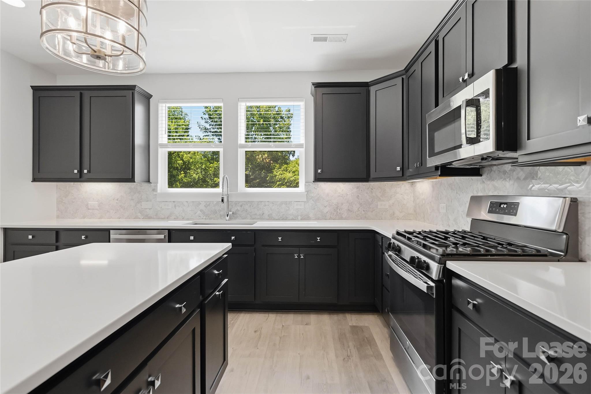371 S Bruns Avenue Charlotte NC 28208