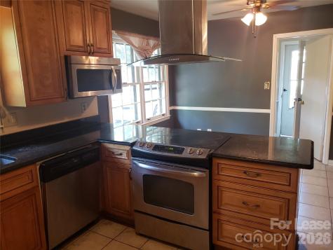 814 Pineborough Road Charlotte NC 28212