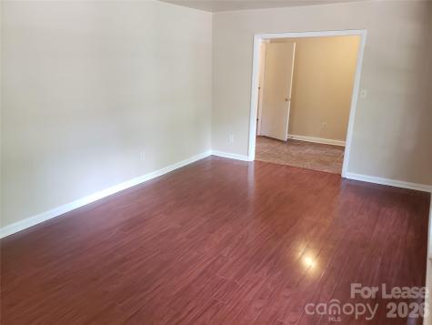 814 Pineborough Road Charlotte NC 28212