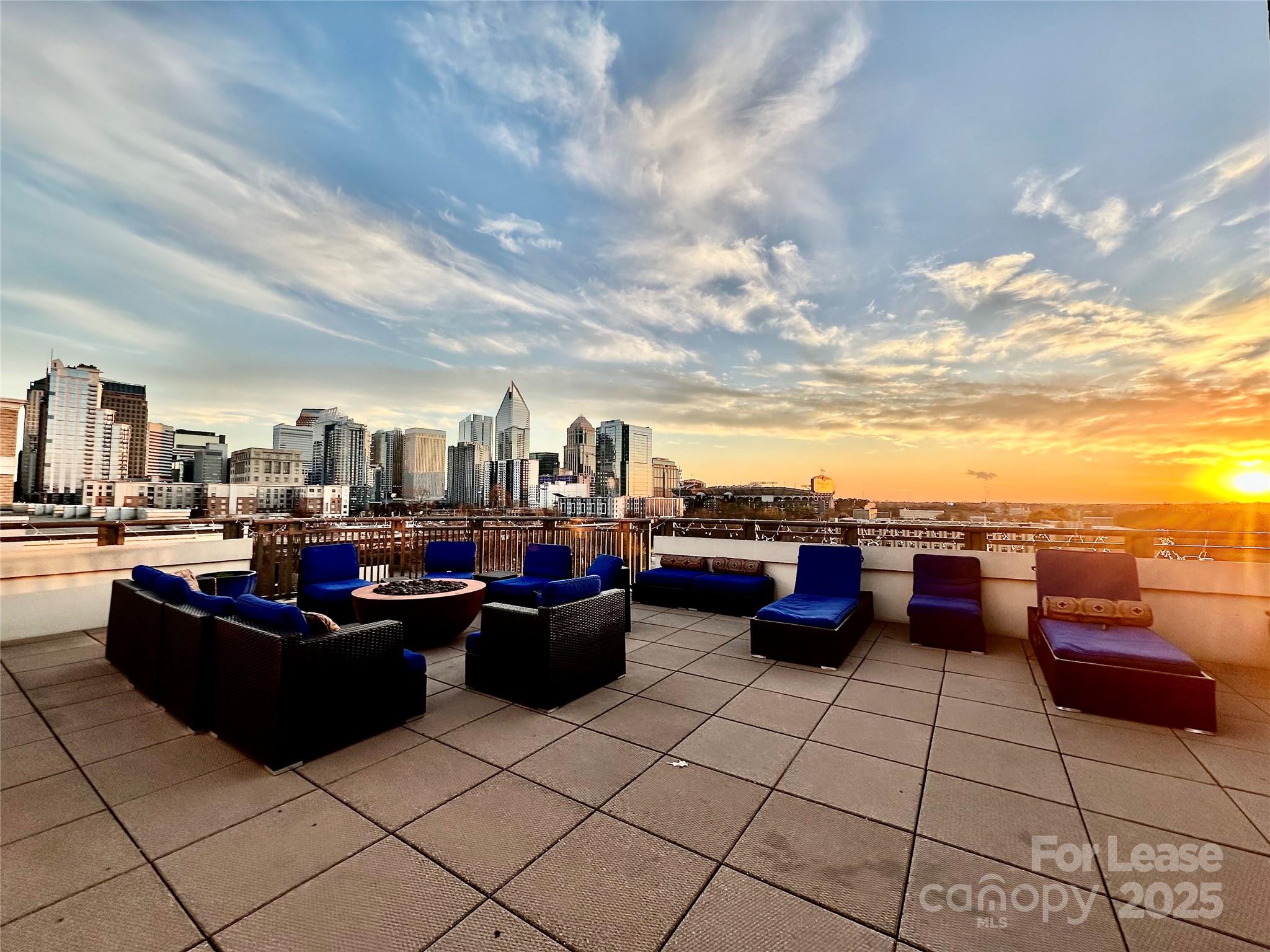 718 W Trade Street Charlotte NC 28202