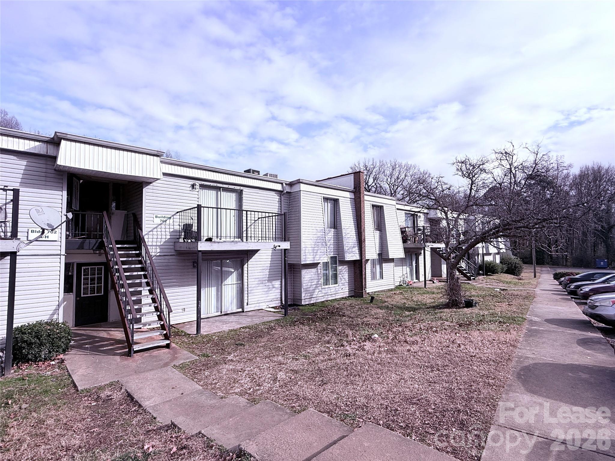 702 Farmhurst Drive Charlotte NC 28217