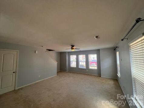 9505 Drains Bay Court Charlotte NC 28214