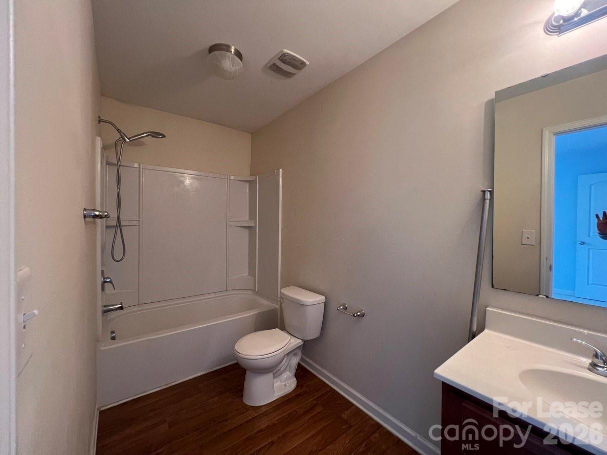 9505 Drains Bay Court Charlotte NC 28214