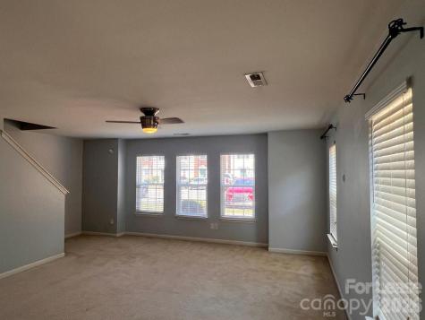 9505 Drains Bay Court Charlotte NC 28214