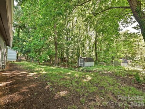 633 Pennwood Lane Charlotte NC 28215