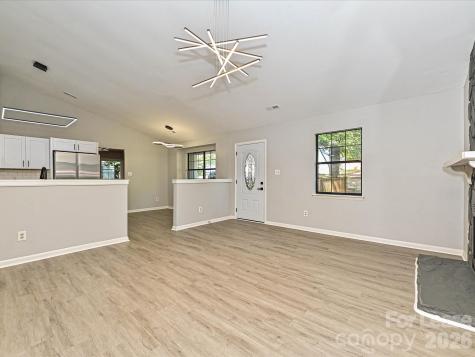 633 Pennwood Lane Charlotte NC 28215