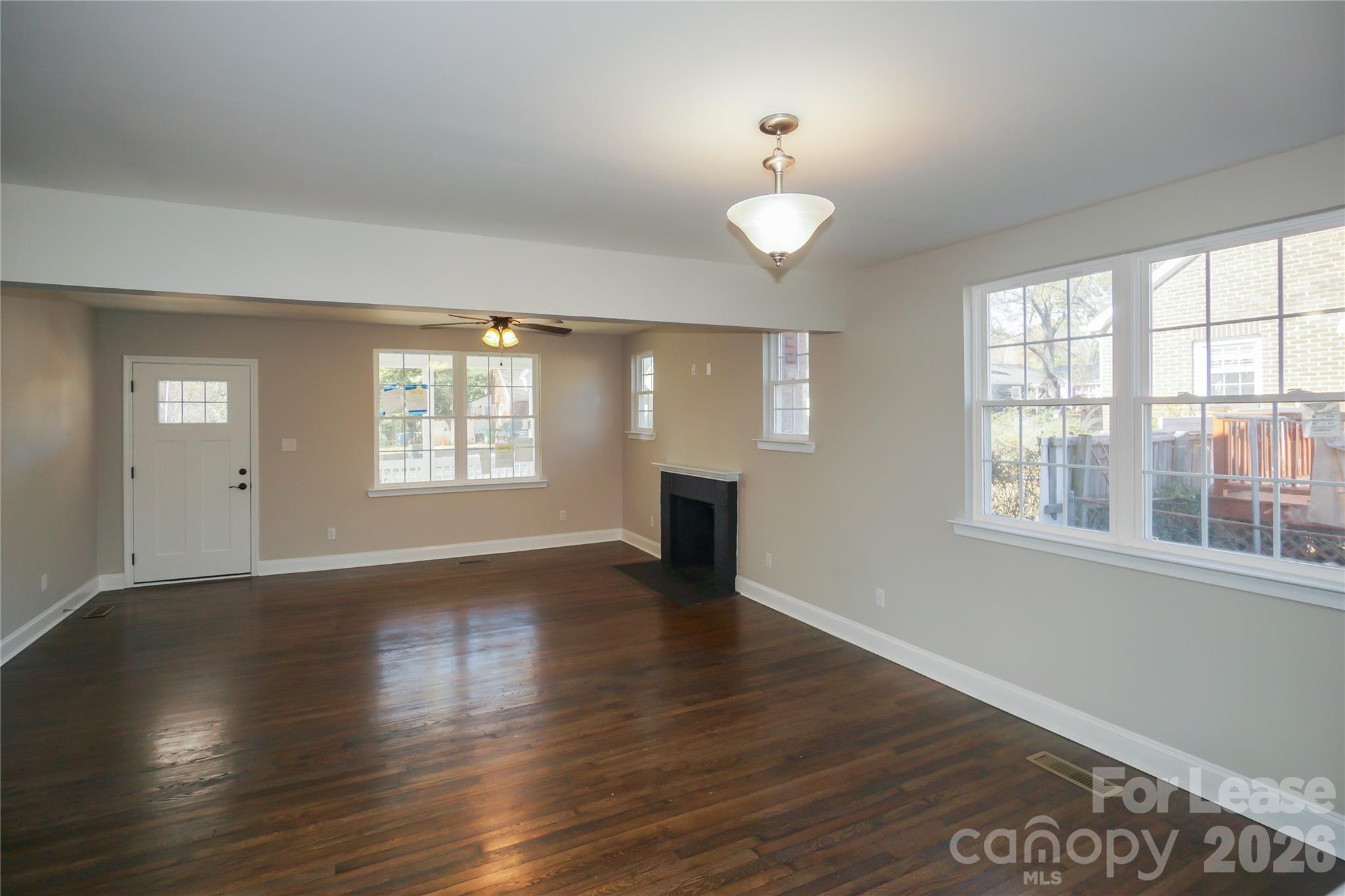 2143 Camp Greene Street Charlotte NC 28208