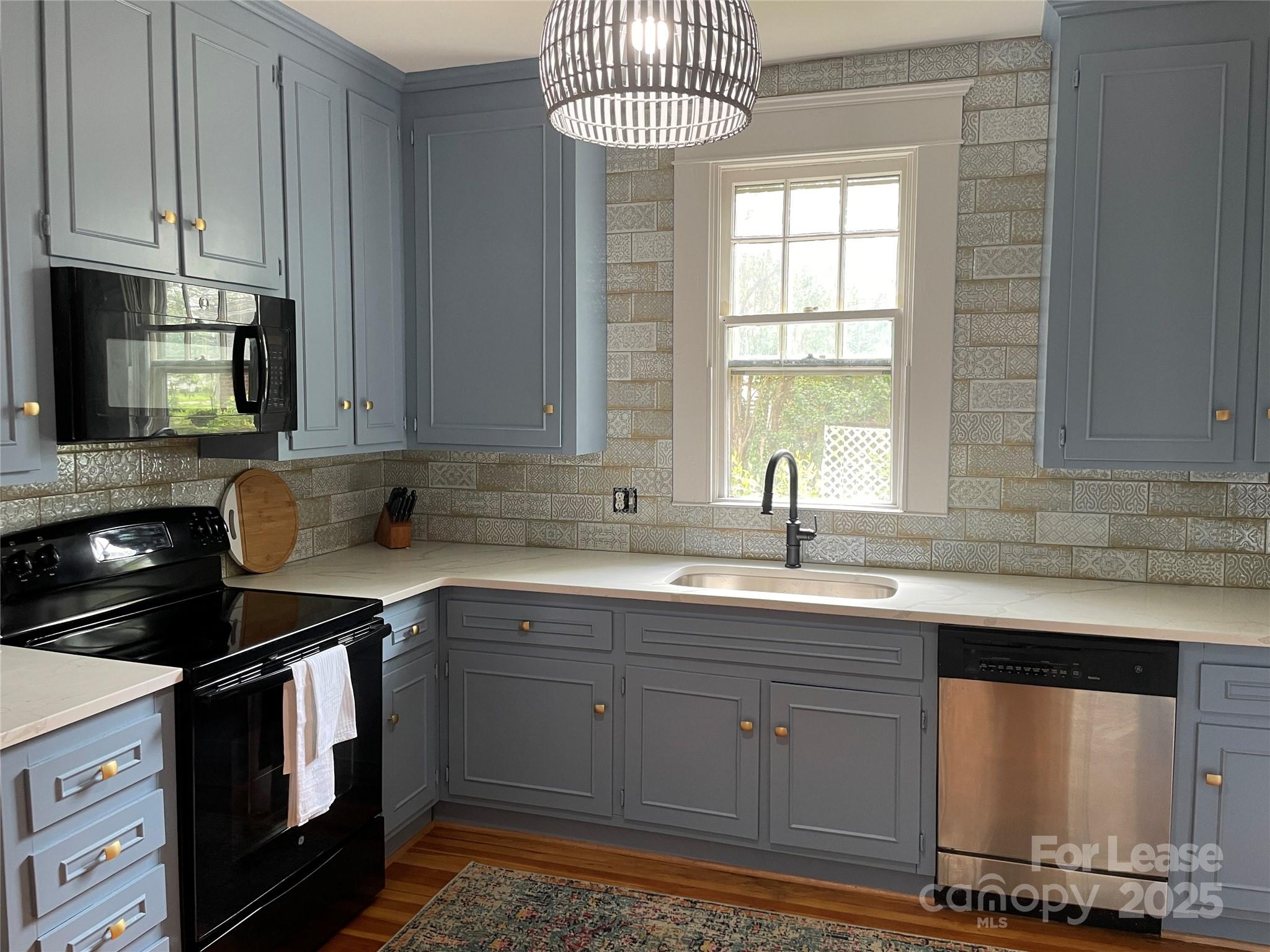 2615 Sharon Road Charlotte NC 28211