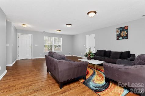 6238 King George Drive Charlotte NC 28213