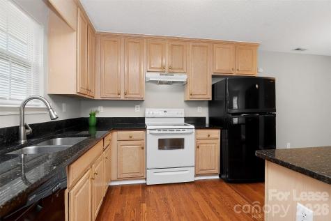 6238 King George Drive Charlotte NC 28213