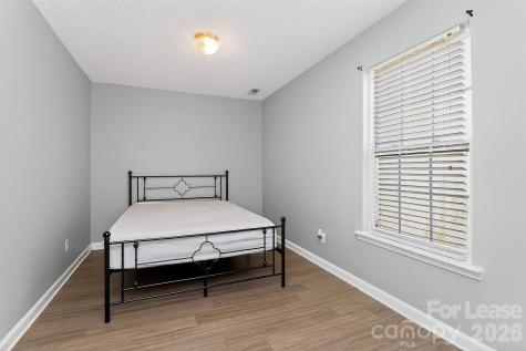 6238 King George Drive Charlotte NC 28213