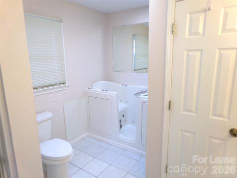 34838 Ellen Road New London NC 28127