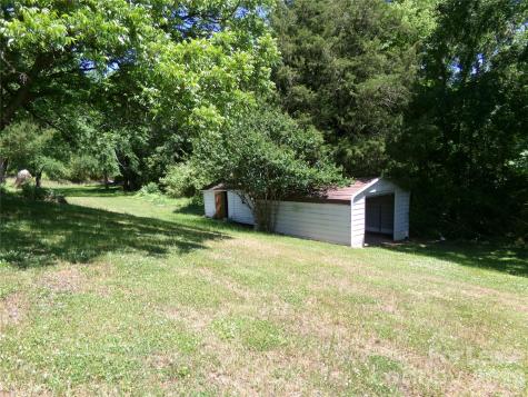 34838 Ellen Road New London NC 28127