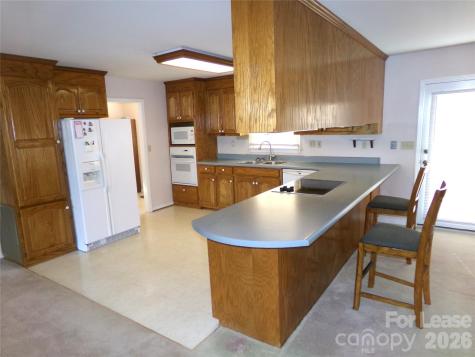 34838 Ellen Road New London NC 28127