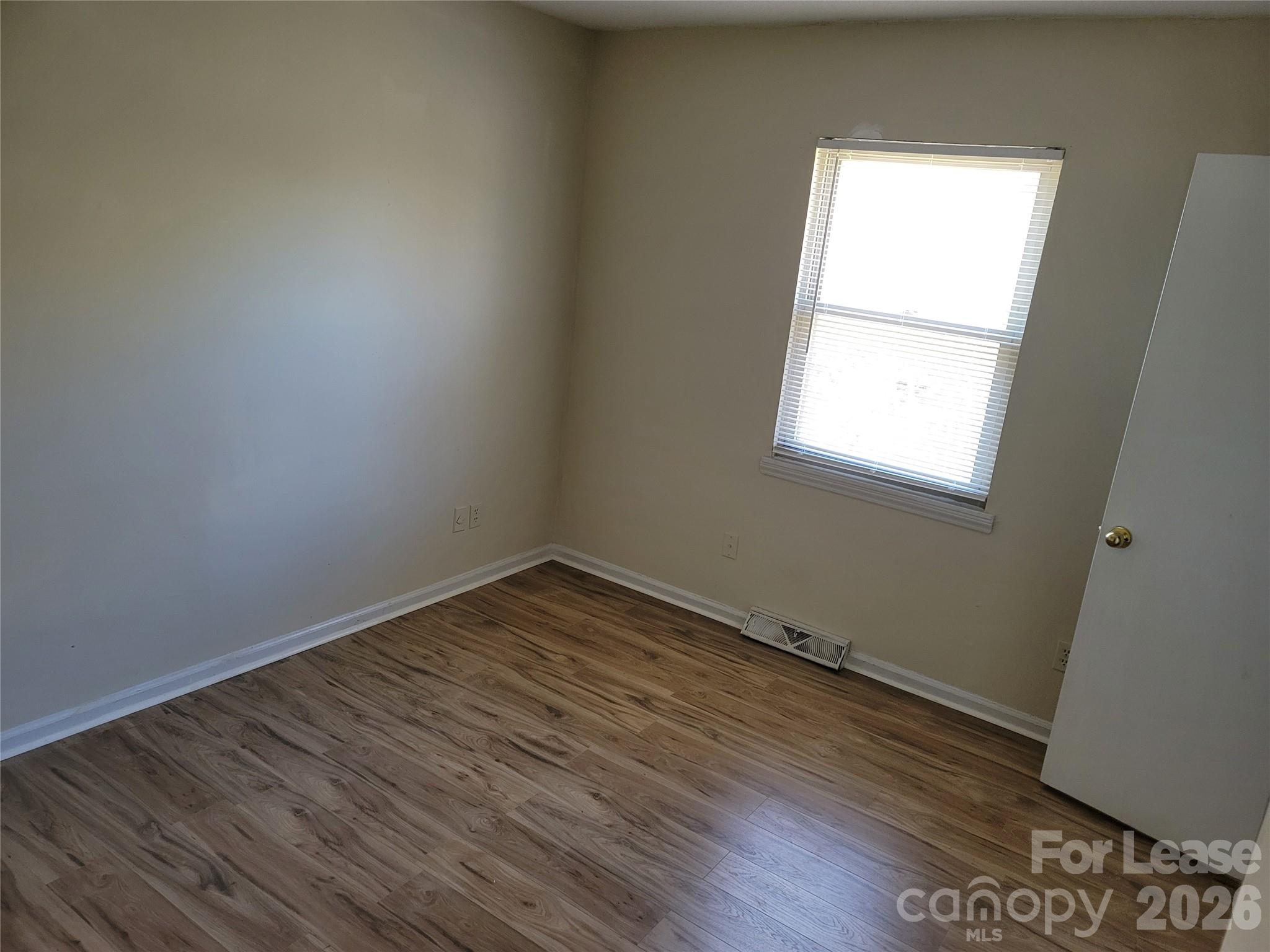 5323 Chestnut Lake Drive Charlotte NC 28227