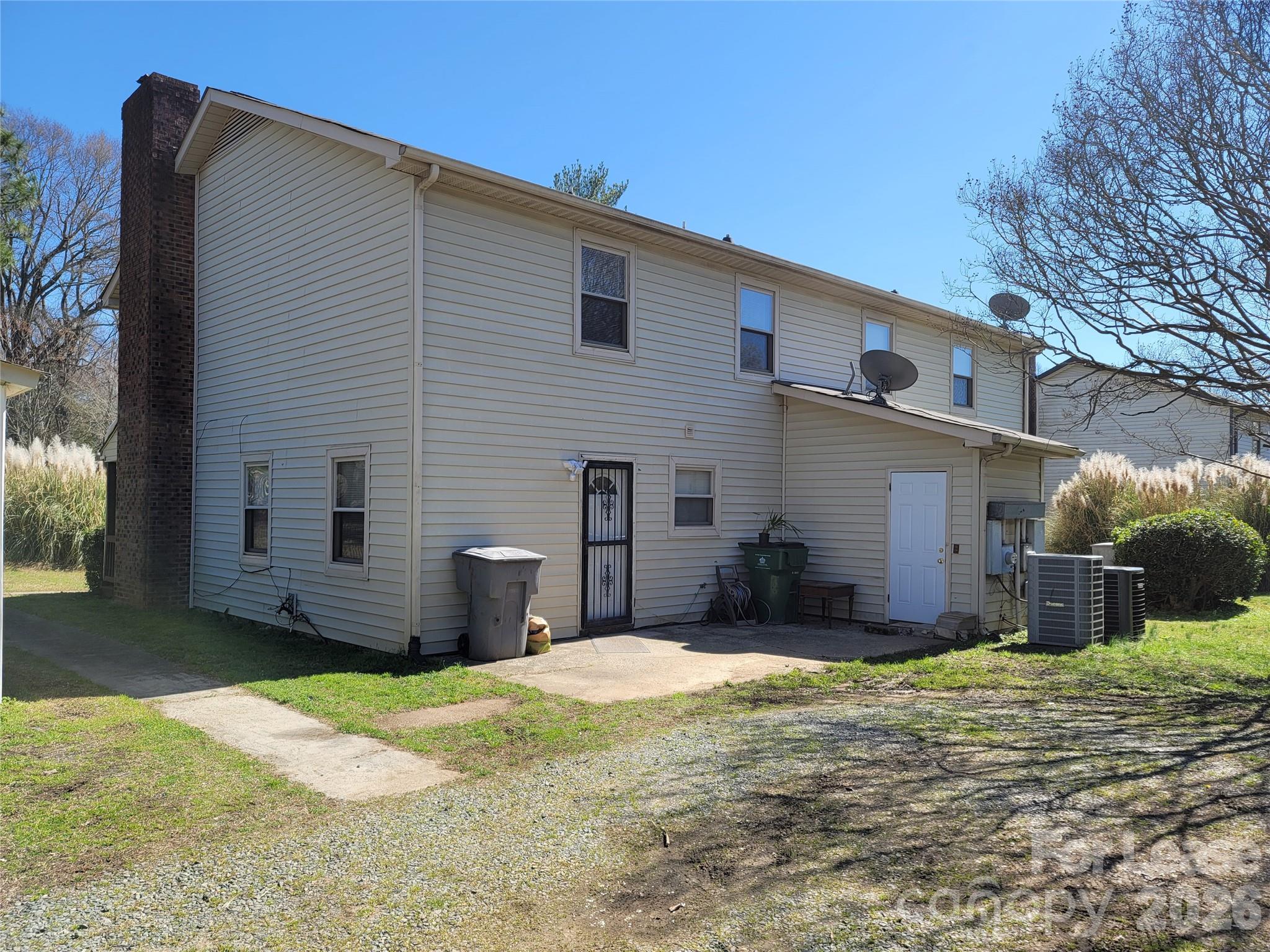 5323 Chestnut Lake Drive Charlotte NC 28227