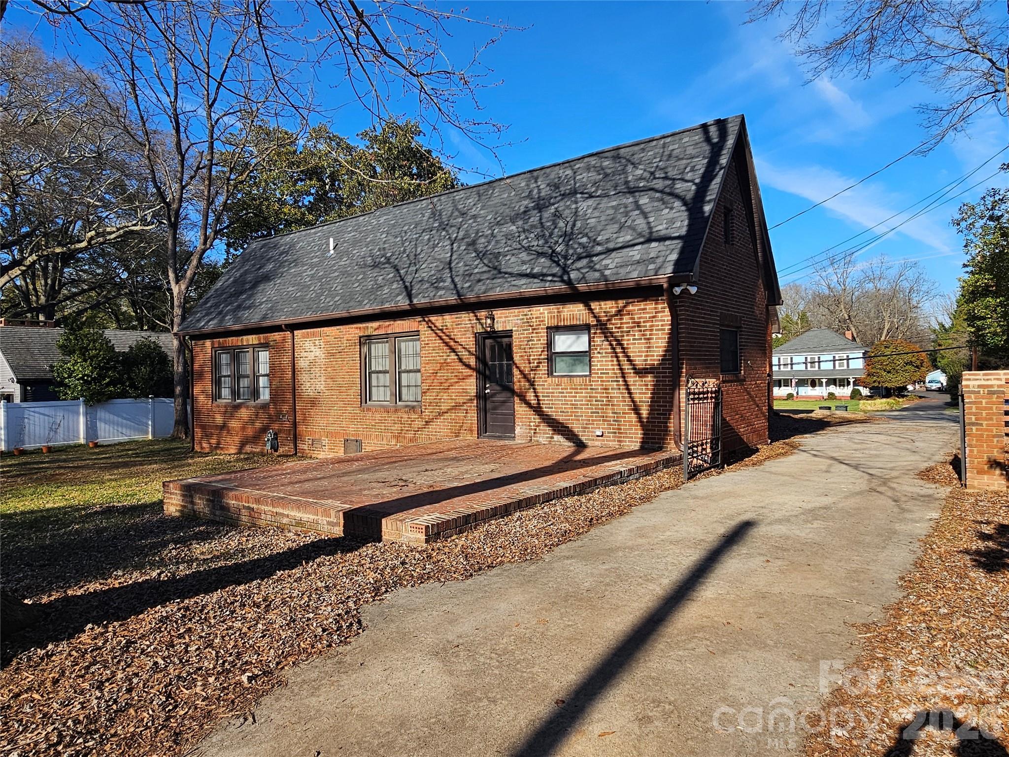 708 Union Street S Concord NC 28025