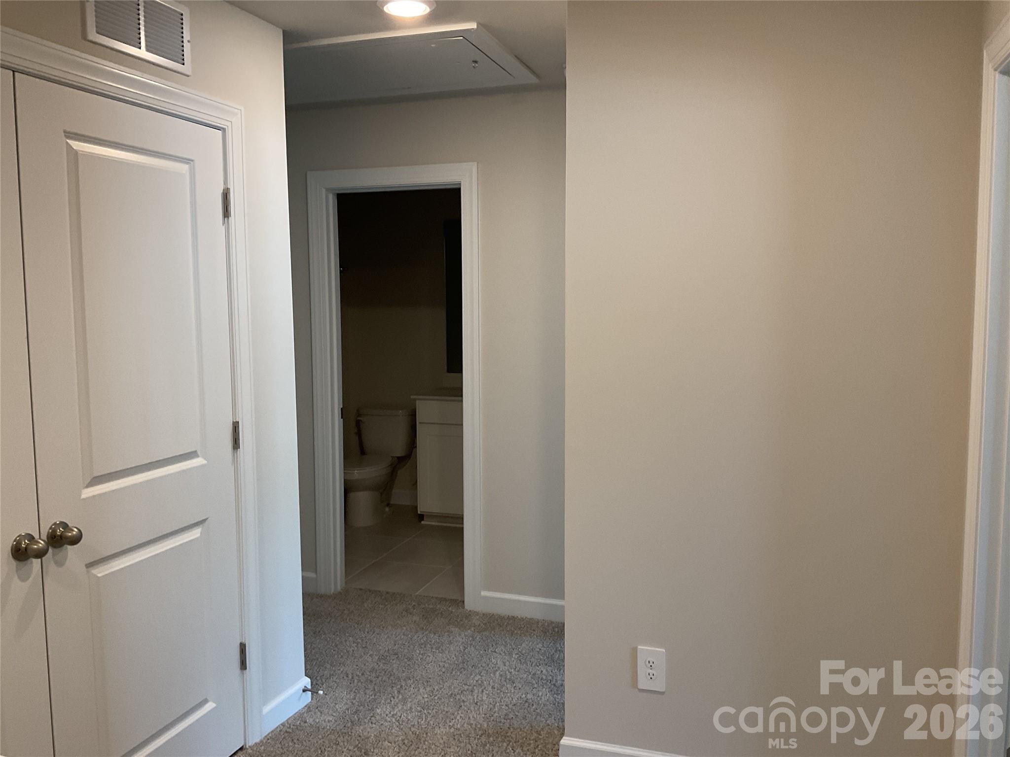 5042 Kellaher Place Charlotte NC 28216