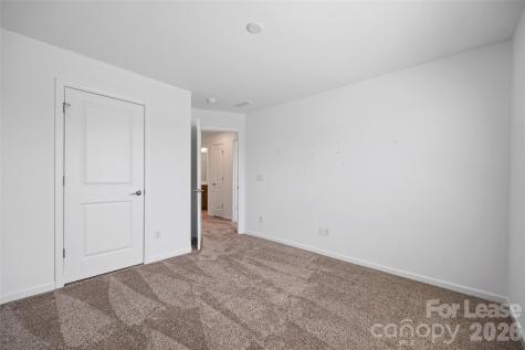 16212 Leading Street Charlotte NC 28273
