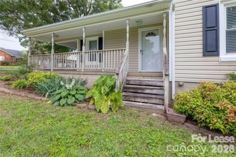 123 E 2nd Street Oakboro NC 28129
